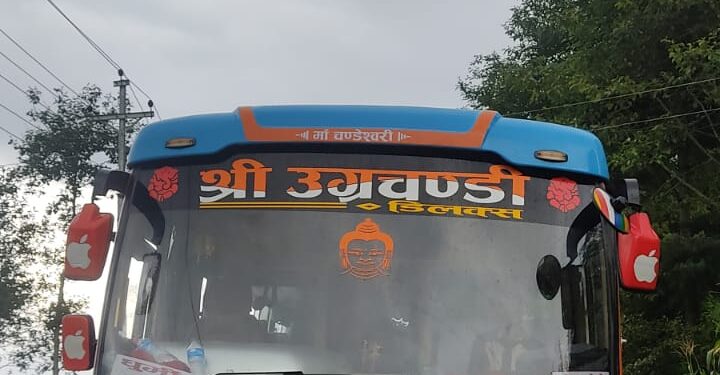 सोलुखुम्बुबाट हेटौडा हुँदै काठमाडौंका लागि बस छुट्ने