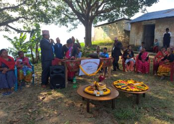 पञ्चावती आधारभूत विद्यालयद्वारा शुभकामना आदानप्रदान तथा देउसी भैलो कार्यक्रम
