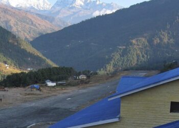 ४ वटा विमानस्थल रहेको सोलुखुम्बुका ५४ जनाले चडे दशैँमा प्लेन, छैन प्रभावकारी हवाई सेवा