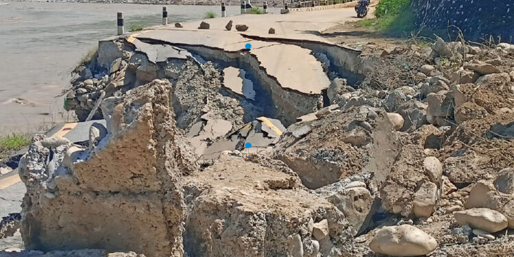 सोमबार साँझबाट बीपी राजमार्गमा ठुला गाडी पनि चल्दै