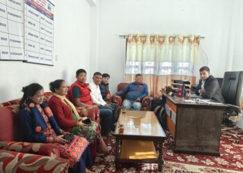 थुलुङ ७ र ८ ले लगाए राती ९ बजेपछि होटल खोल्न राेक 