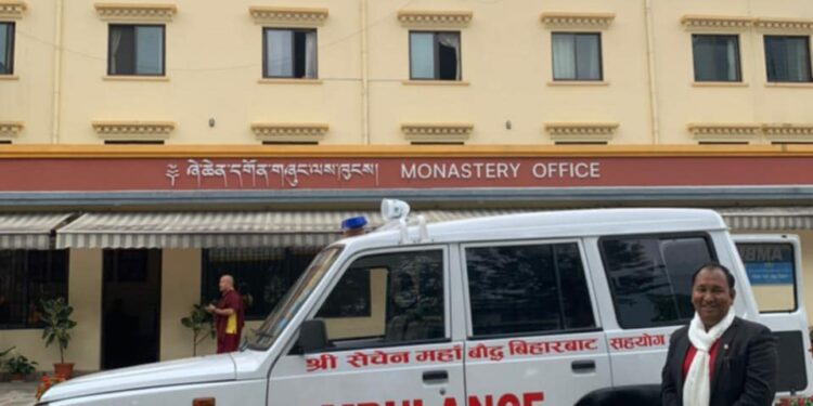 खिजिदेम्बामा लक्षित वर्गलाई निःशुल्क एम्बुलेन्स सेवा