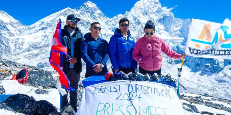  जलवायुको असरबारे ध्यानाकर्षणकालागी कालापत्थरमा पत्रकार सम्मेलन