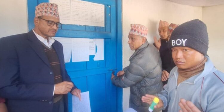 खोटाङको मात्तिममा नौ महिनादेखि वडाध्यक्षविहीन वडा कार्यालयमा ताला