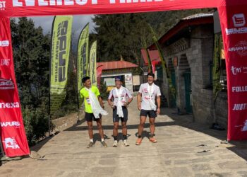 एभरेष्ट ट्रेल रेसको उपाधि सुमन कुलुङ र छोकी शेर्पालाई