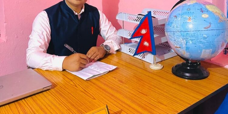 वडा अध्यक्ष  राईले सरकारी सेवा सुविधा सामाजिक कार्यमा खर्च गर्ने