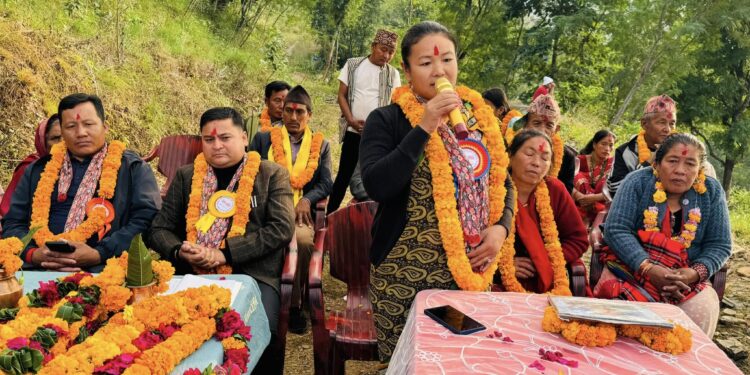 हलेशी तुवाचुङका मेयर राईले गरे भदौरे आमा समुह भवनको उद्घाटन
