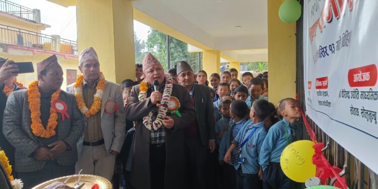 अध्यक्ष बस्नेतद्वारा वीरेन्द्र ज्योति माविको पक्की भवन उद्घाटन