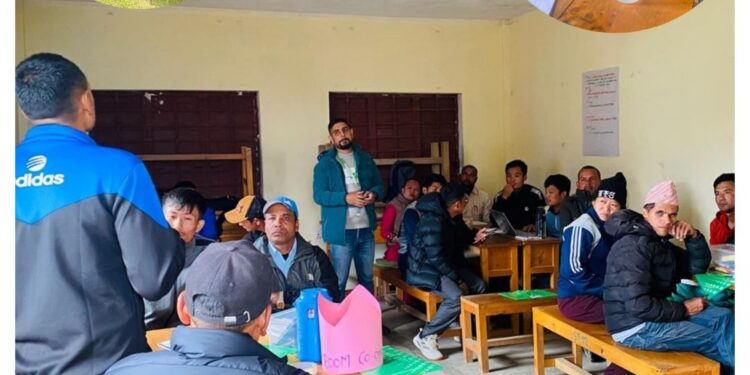 रीड नेपालद्धारा हिमालय मावि बासामा तीन दिने शिक्षक पेशागत विकास सम्बन्धी तालिम सुरु