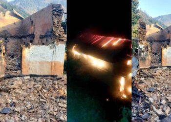  खोटाङको डुम्रेधारापानीमा आगलागी, घरबास बिहिन बन्याे भुजेल परिवार