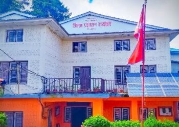 जिल्ला प्रशासन कार्यालय ओखलढुंगामा ‘क्यु आर’ कोड मार्फत प्रशासनमा गुनासो राख्न सकिने