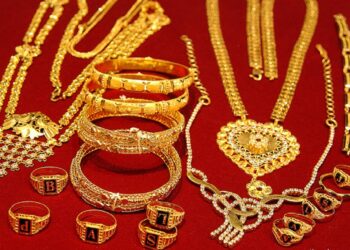 फेरि घट्यो सुनको मूल्य, आज कतिमा हुँदैछ कारोबार