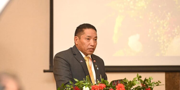 नेपाल पर्वतारोहण संघका अध्यक्ष साेलुका  शेर्पा यूआइएए व्यवस्थापन बोर्डमा चयन