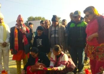 प्रतिनिधिसभा सदस्य वजिमयद्वारा हाटडाँडादेखि मझुवागढी जाने सडक ढलानको शिलान्यास