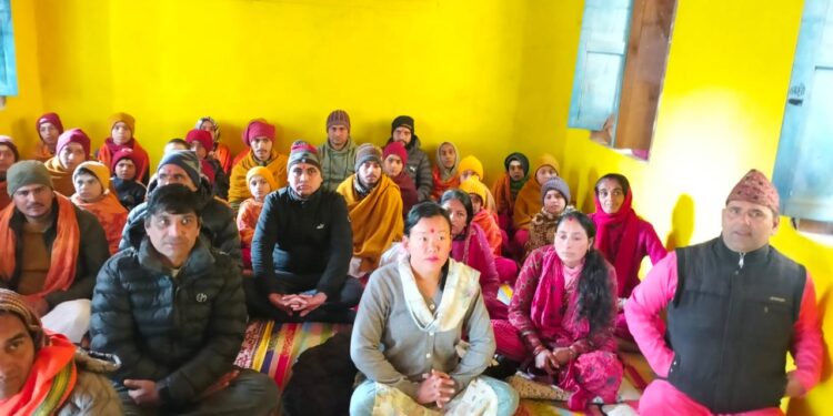 नेचासल्यानमा सामुदायिक विद्यालय शिक्षकहरुका लागि योग प्रस्तोता प्रशिक्षण