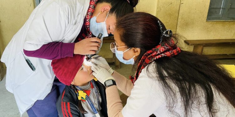 केदार माविमा करिब ३ सय विद्यार्थीले लिए आँखा तथा दन्त सम्बन्धि सेवा