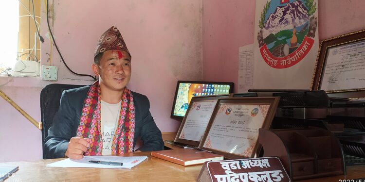 महाकुलुङ २ का एकल तथा विधवा महिलालाई लुम्बिनी भ्रमणमा लगिने