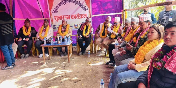 मन्त्री भएको सय दिन पुरा भएसँगै मन्त्री राईद्वारा रसुवा–सिमपानी सडक कालोपत्रेको शिलान्यास