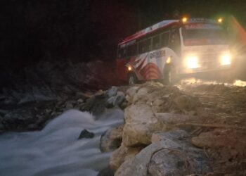 ओर्लाङघाटमा ह्युम पाइप राखियाे, सल्लेरी-माप्य हुँदै खुम्बु जाने सडक शनिबारबाटै सञ्चालन