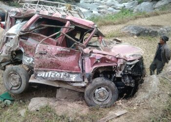 खोटाङमा टाटा सुमो दुर्घटना, एक यात्रु गम्भीर घाइते