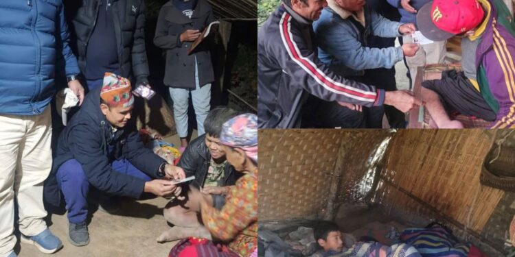 ऐसेलुखर्कमा अपाङ्गता भएका व्यक्तिलाई घरमै नागरिकता