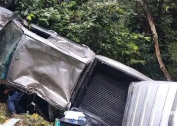 उदयपुरमा यात्रुबाहक जीप दुर्घटना चालकको मृत्यु, ५ घाइते