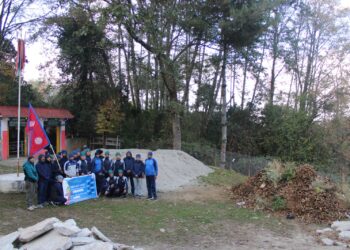 फाप्लु स्थित सानो दूधकुण्ड प्रहरीले गर्यो सरसफाइ 