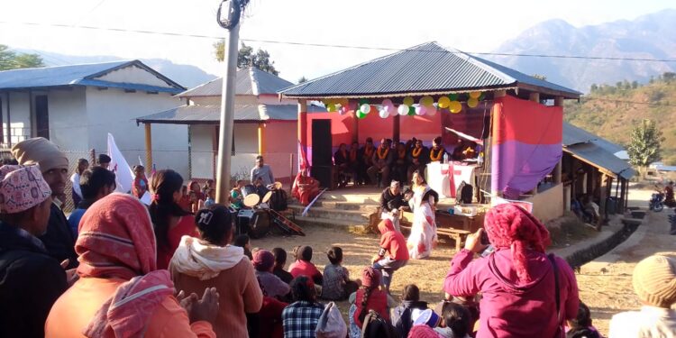 ताप्लि गाउँपालिकामा खृष्टमसको शुभकामना आदनप्रदान