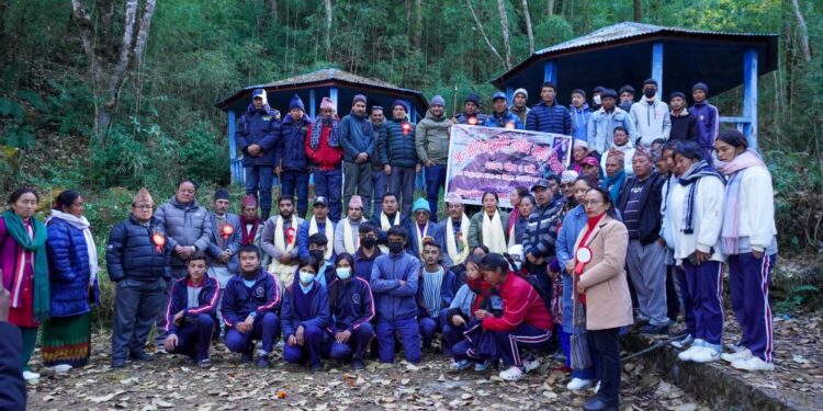 १३ जना काँग्रेस सेनानीको एकै चिहान भएको टिम्बुरबोटे ओढार, ५० औँ  स्मृति दिवस यसरी मनाईयो