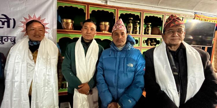 एमाले खुम्बु पासाङल्हामु गाउँपालिकाको अधिवेशन सम्पन्न, अध्यक्षमा शेर्पा चयन