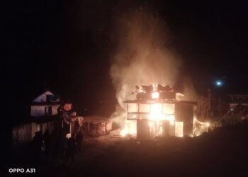 नेचा बिहिबारे गैरिबारीमा आगलागी, २४ लाख बराबरको क्षति