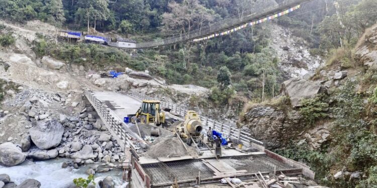 छिर्दिघाटमा मोटरेबल पुल निर्माणको काम अन्तिम चरणमा