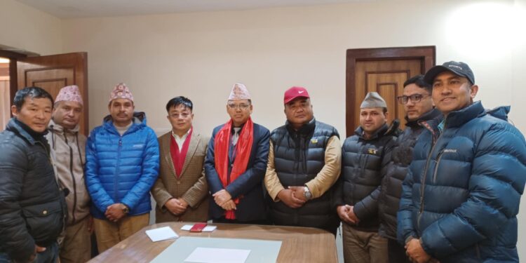 मन्त्रीद्वय दाहाल र राईद्वारा हिमाल दर्शन माविको स्वर्ण जयन्ती उद्घाटन गरिने