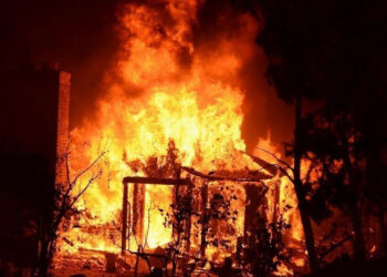 धुलिखेलमा फर्निचरमा आगलागी, जलेर वृद्धाको मृत्यु