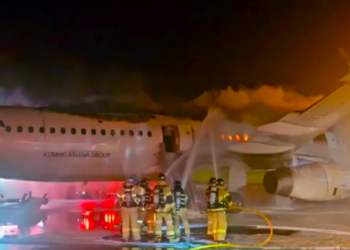 १७६ जना यात्रु लिएर हङ्गकङ्ग उड्न लागेको जहाजमा भीषण आगलागी