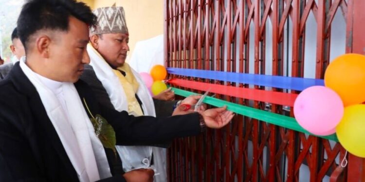 अध्यक्ष बस्नेतले गरे खोप खर्कमा स्वास्थ्य चौकी भवनको उद्घाटन