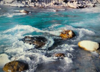 महाकुलुङमा ब्लास्टिङ गर्ने क्रममा तीन जना मजदुर घाइते, केएमसी अस्पतालमा उपचार हुदैँ