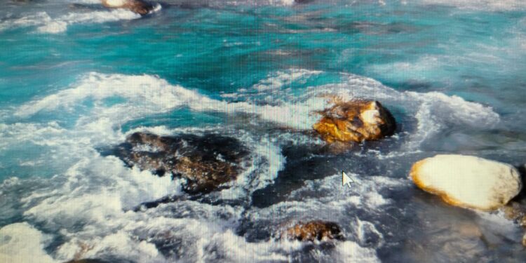 महाकुलुङमा ब्लास्टिङ गर्ने क्रममा तीन जना मजदुर घाइते, केएमसी अस्पतालमा उपचार हुदैँ