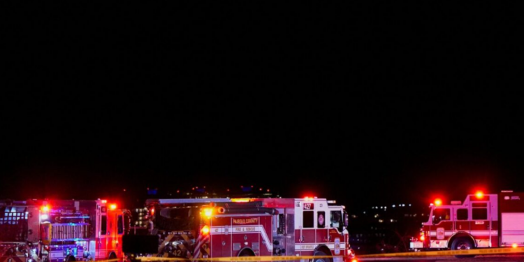 अमेरिकी जहाज दुर्घटनामा ६४ जनाकै मृत्यु