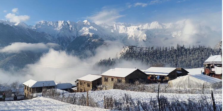 देशका धेरै ठाउँमा हुस्सु र कुहिरो, वर्षा र हिमपातको सम्भावना कति ?