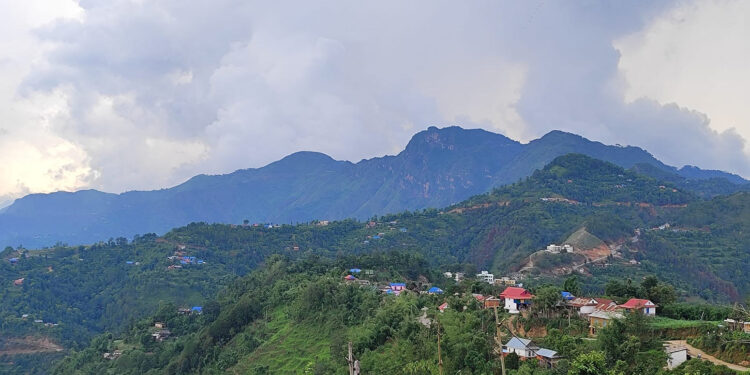 पश्चिमी क्षेत्रको मौसम बदली : आज कतै–कतै हल्का वर्षा र उच्च क्षेत्रमा हिमपातको सम्भावना
