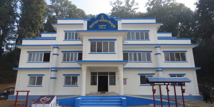 सिन्धुली प्रहरीद्धारा पाँच वर्षको अवधिमा लागुऔषध सहित २ सय बढी पक्राउ