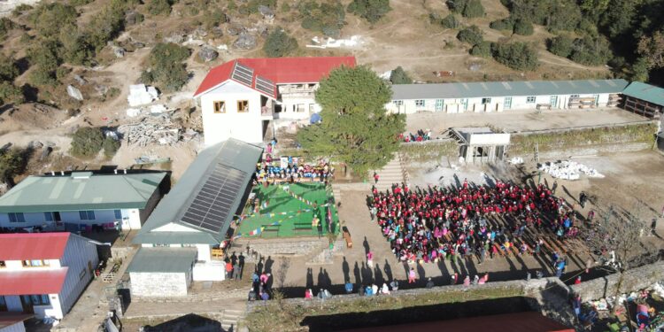 खुम्बुमा सौर्य प्रणाली सहितको विद्यालय भवन निर्माण