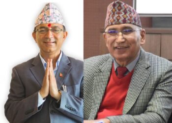 पोखरामा  बेलुन पड्कियो, अर्थमन्त्री पौडेल र मेयर आचार्य घाइते