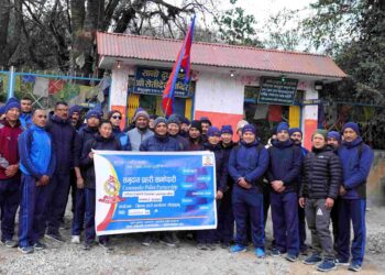  प्रजातन्त्र दिवसका अवसरमा सोलुखुम्बु प्रहरी तथा प्रशासनले ग¥यो मन्दिर सरसफाइ 