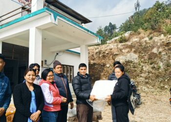 देउसाका कृषकलाई प्लाष्टिक टनेला वितरण