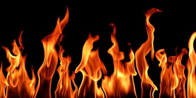 सिंहदरबारस्थित खानेपानी मन्त्रालयमा आगलागी