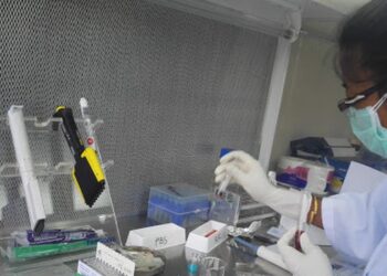 सोलुदुधकुण्ड ५ मा पशुहरुलाई खोप सञ्चालन गरिदै