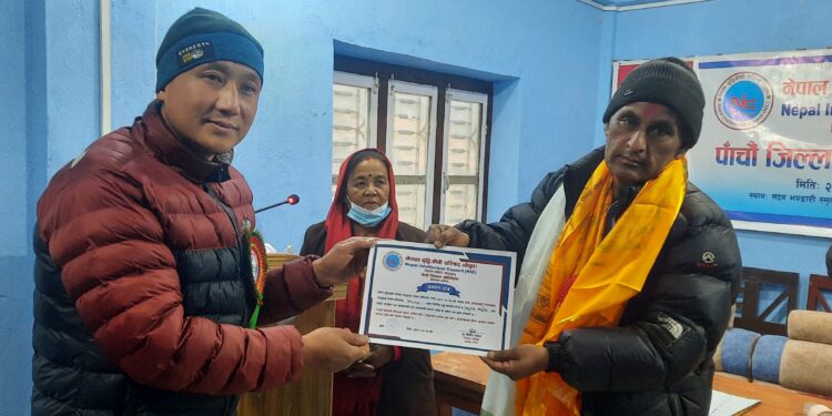 बुद्धिजीवी परिषद सोलुको अध्यक्षमा पूर्व प्रअ बस्नेत चयन 