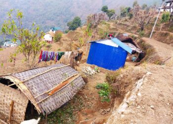 ऐसेलुखर्क गाउँपालिकाद्धारा अशक्त परिवारलाई घर ‘उपहार’